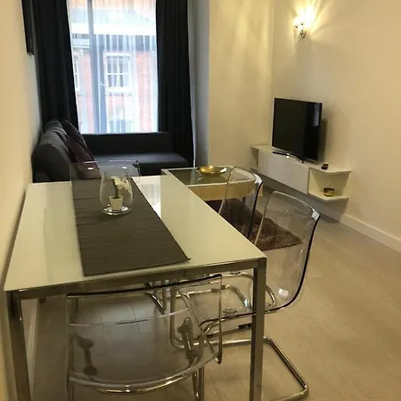 Stunning In Leeds Financial Quarter Apartment