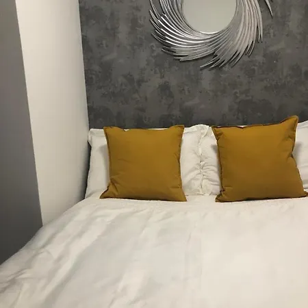 Stunning In Leeds Financial Quarter Apartment *